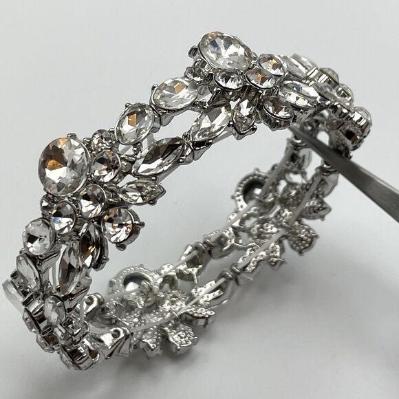 Silver Tone White Glass Rhinestone Cluster Metal Stretch Bracelet Bold Statement - Picture 3 of 6